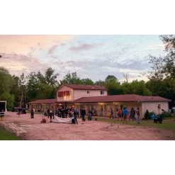 Best Wishes, Warmest Regards: The Story Of Schitt's Creek Book -Decor Home Shop The Story of the TV Series Schitts Creek Book 9780762499502 03